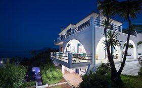 Blue Dream Seaside Villa With Superb Sea Views